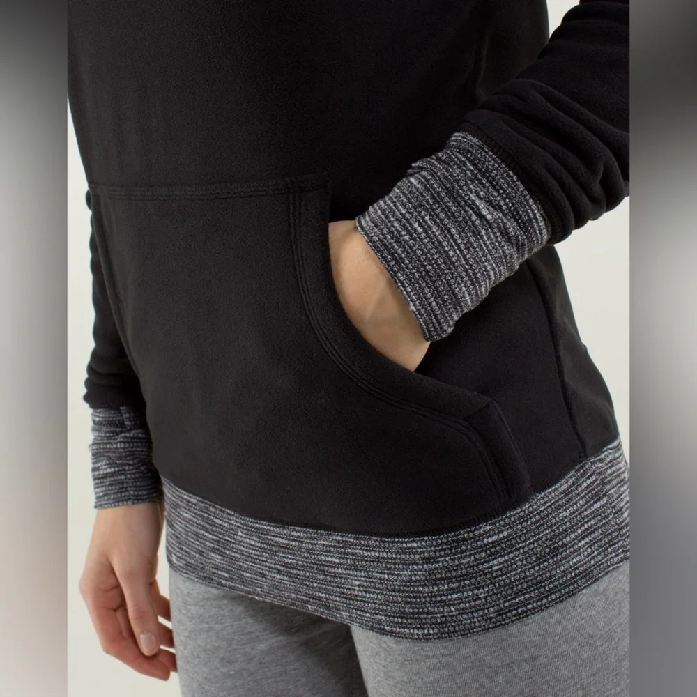 Lululemon Athletica Black/ Coco Pique Runaway Fleece Pullover Hoodie size XS EUC - Picture 6 of 14